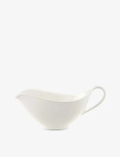 Villeroy & Boch Anmut Easy-pour Porcelain Sauce Boat 250ml