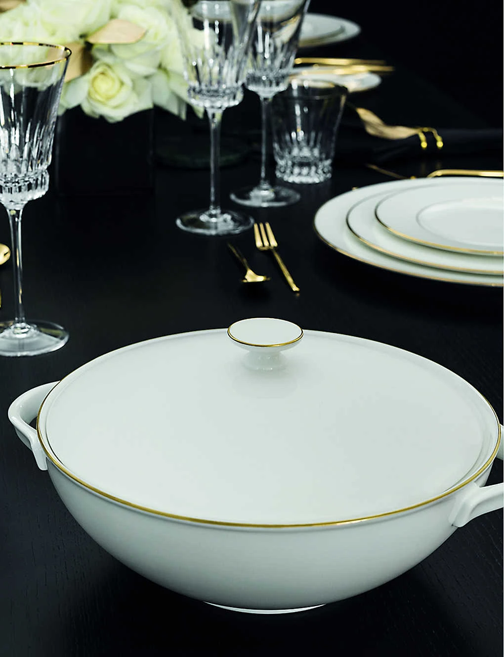 Villeroy & Boch Anmut Gold Bone-porcelain Soup Tureen 25.5cm 4 Villeroy & Boch Anmut Gold Bone-porcelain Soup Tureen 25.5cm - Image 2